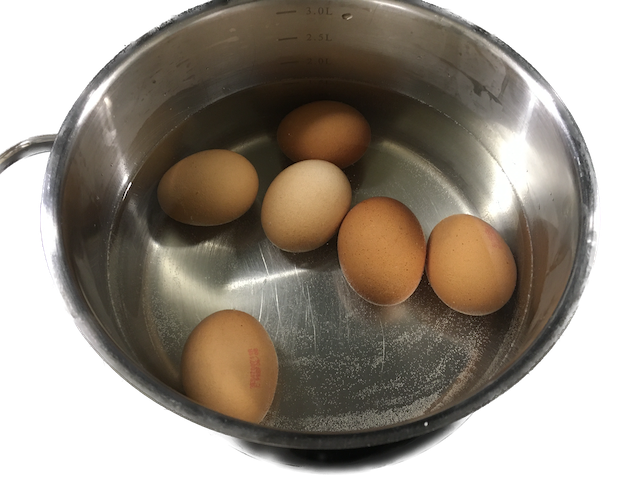 Huevos rellenos 1