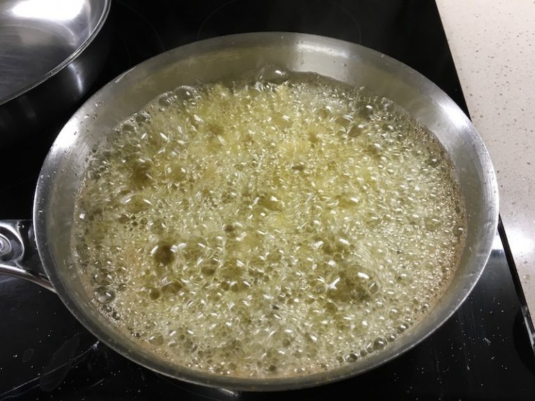 Freír patatas